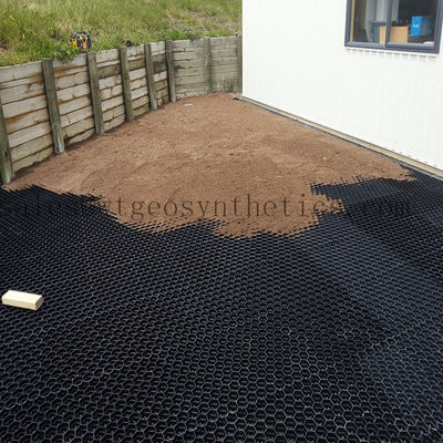 Stabilize Gravel with Geocell 330mm-1000mm Welding Distance and Textured Surface