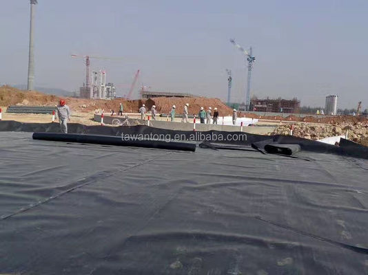 Geomembranes for Fish Tank 2mm Black Waterproof HDPE Plastic Onsite Installation