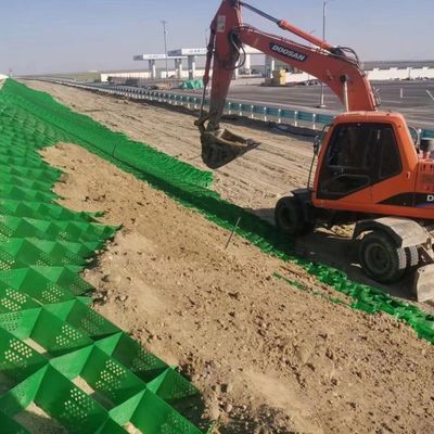 330mm-1000mm Welding Distance Geocell for Retaining Wall High Strength and Smoothness