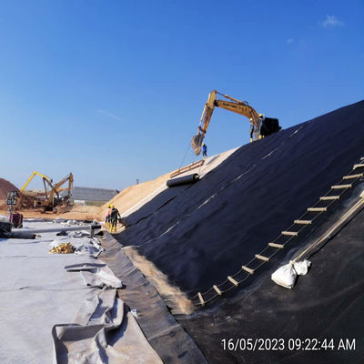 2m-8m Width HDPE Geomembrane Dam Liners 0.75mm Thickness Free Sample for Fish Pond Water