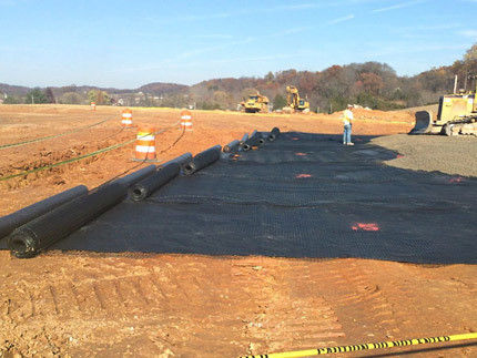 Bitumen Coating Road Paving Material Fiberglass Geogrid with Mesh Size 12.7*12.7mm