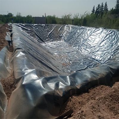 Onsite Installation Service for ASTM Standard Smooth HDPE Geomembrane Pond Pool Liner