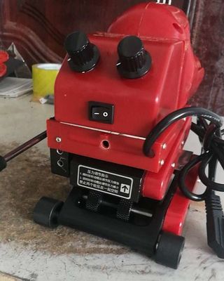 Versatile and 0.85kW Red Black HDPE Membrane Welder for Plastic Geomembrane Welding