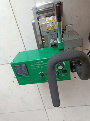 1800W PVC HDPE LDPE EVA Ecb PP Geomembrane Hot Wedge Welding Machine with 13kg Capacity