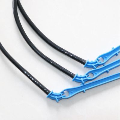 Durable 4L/8L 2 Pegs Agriculture Irrigation System with Black PVC Pipe Drip